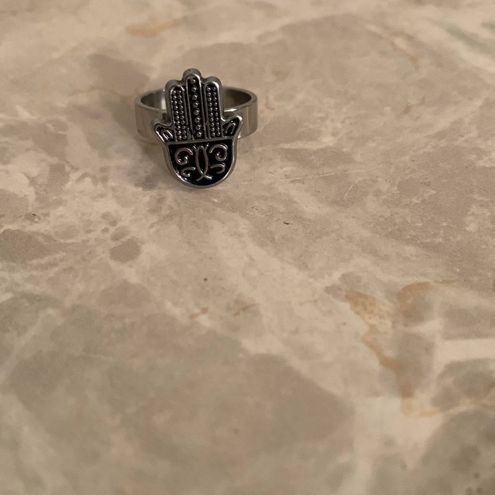 Hamsa ring size 6